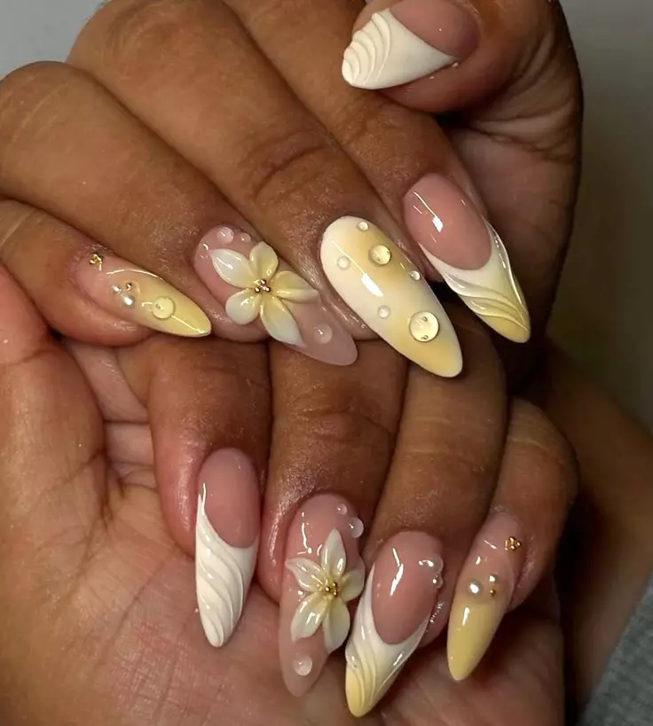 Minimal Girlie